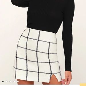 LULUS Spence white plaid mini skirt NEVER WORN